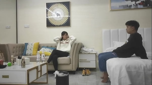 Cởi đồ ra mình cùng địt nhau