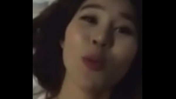 Em dâm nữ vừa địt vừa cười sung sướng