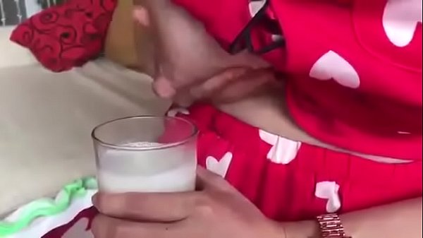 Xem dâm nữ nứng lồn bóp vú ra sữa cực nứng